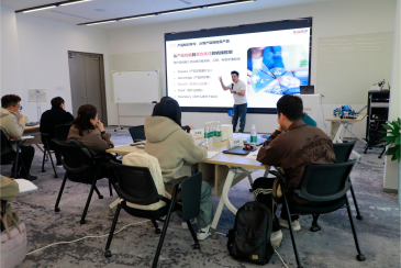 Πώς προετοιμάζει η Yitailock την ομάδα της για πιο έξυπνες πωλήσεις και ισχυρότερη παρουσία στην αγορά;